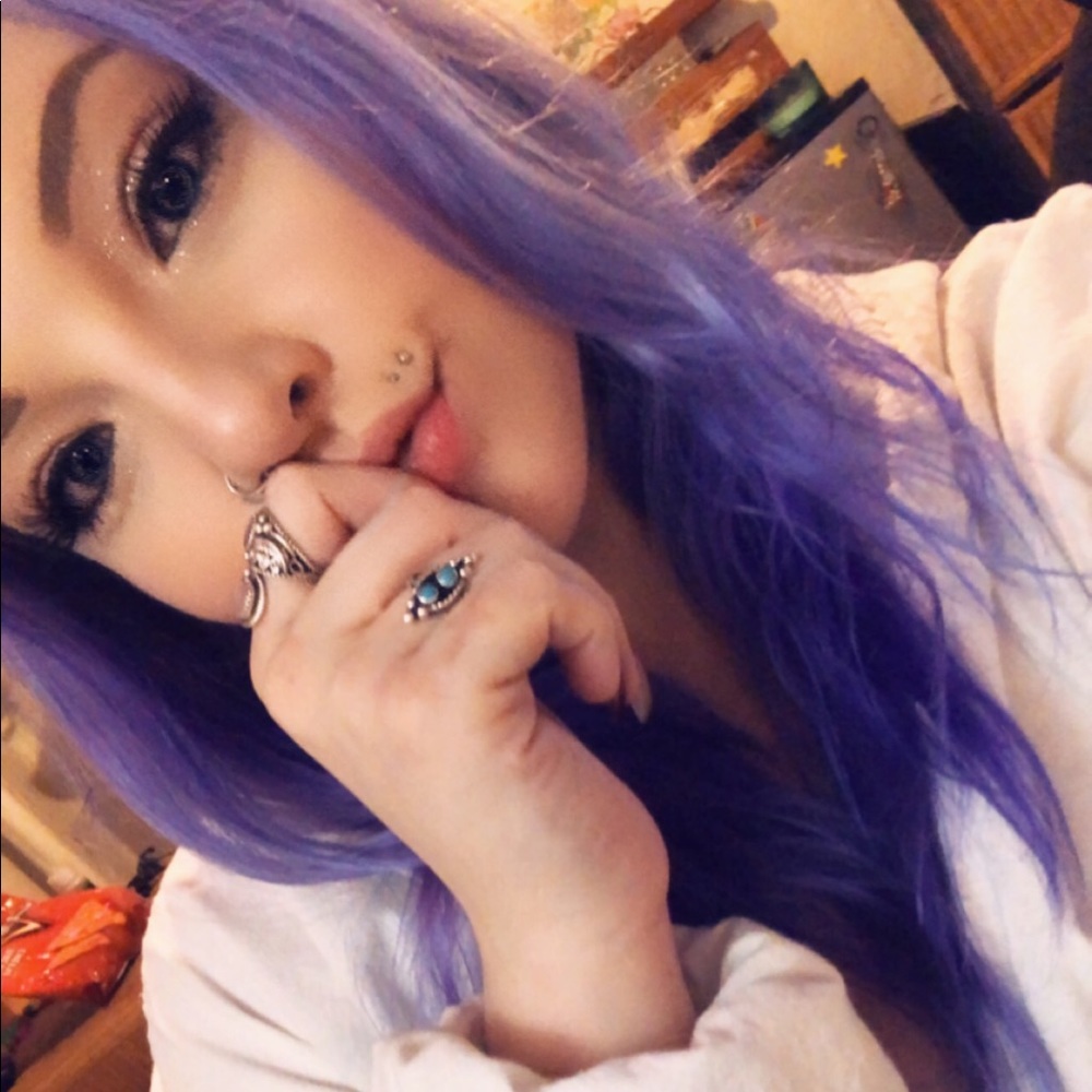 Meet your Posher, Karissa